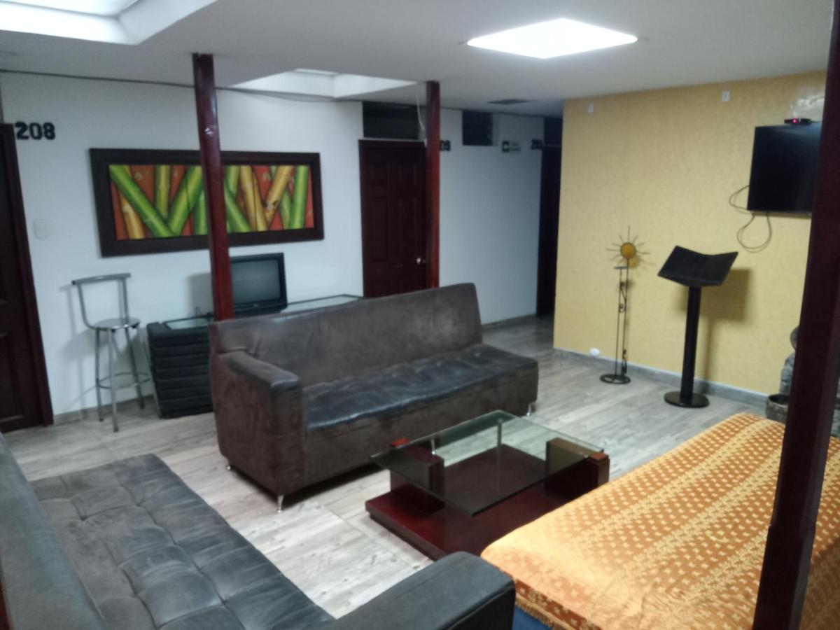 מניזאלס Hotel Canaveral Plaza מראה חיצוני תמונה