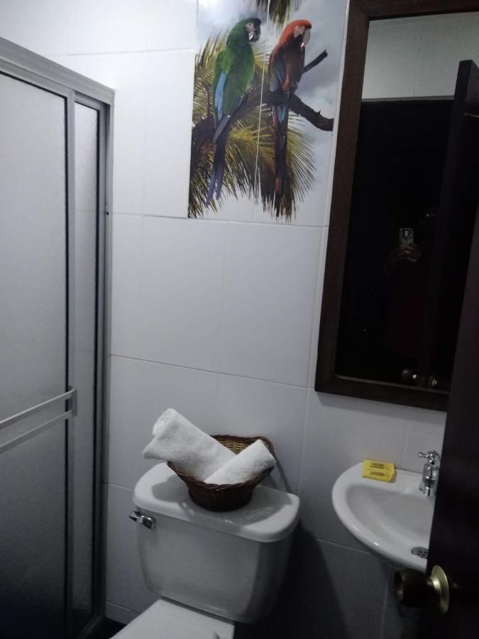 מניזאלס Hotel Canaveral Plaza מראה חיצוני תמונה